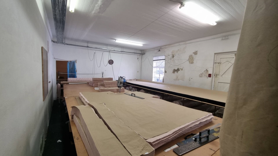 To Let Commercial Property for Rent in Salt River Western Cape